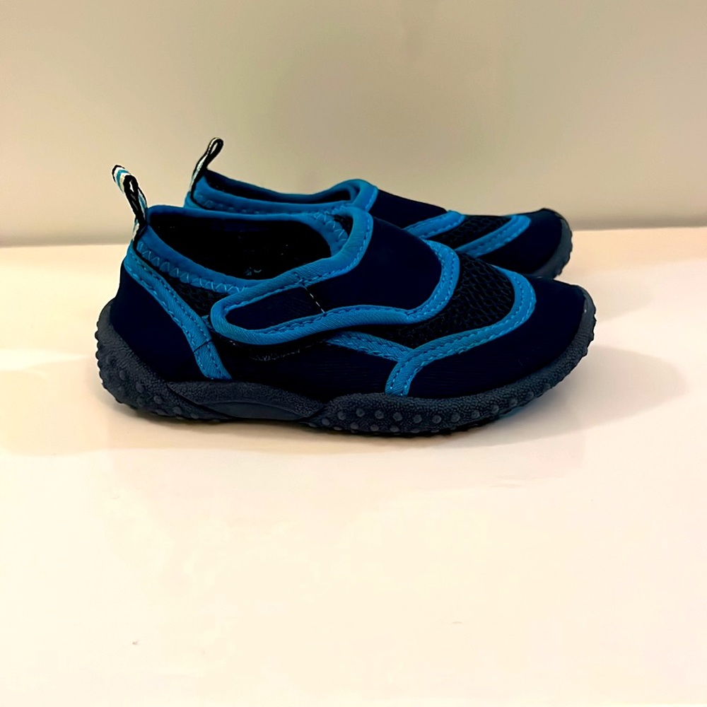 The Children’s Place Water-shoes